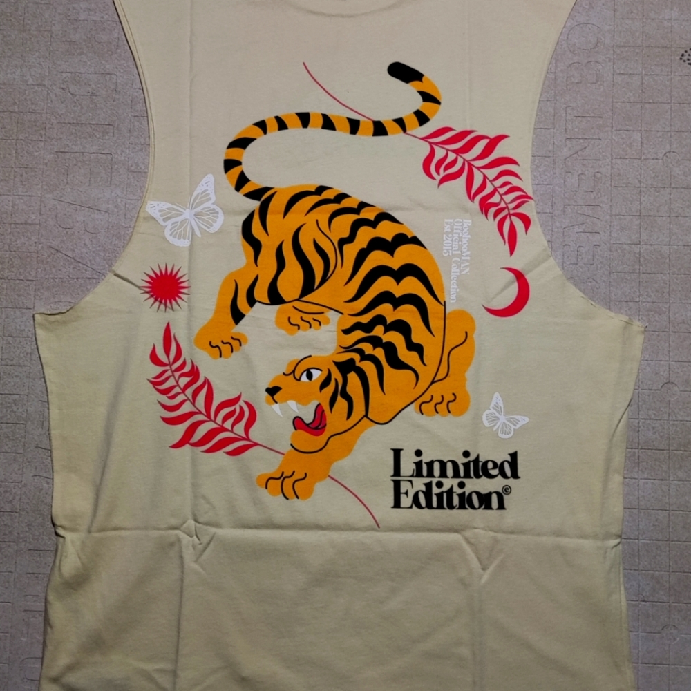 Boohoo Limited Edition Tiger Print Tank Top - Cream